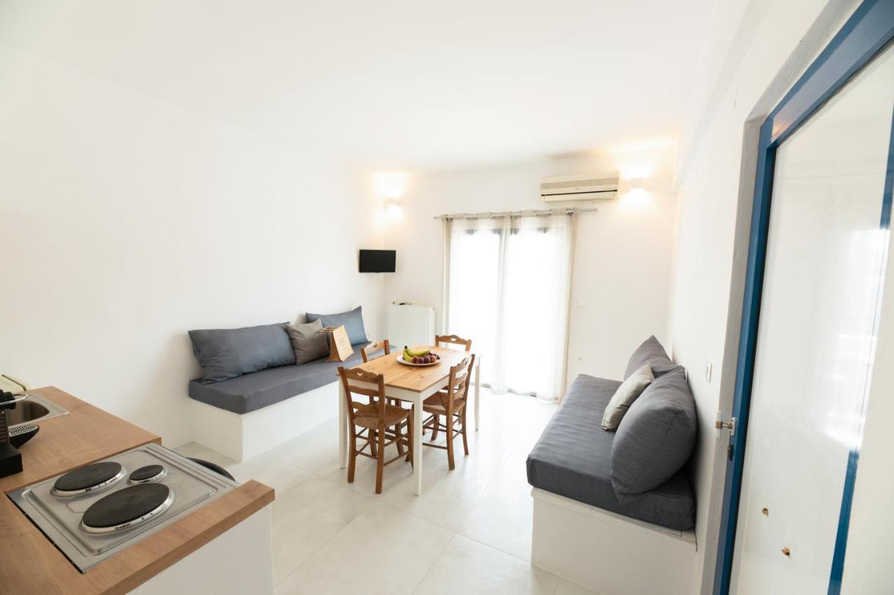 Muses Apartments Agia Anna  Esterno foto